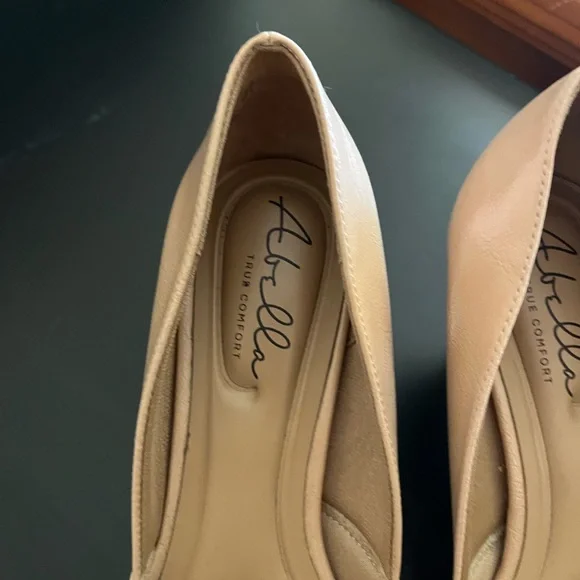Abella True Comfort Stella Nude Pumps Size 9.5 Women’s - Picture 5 of 16
